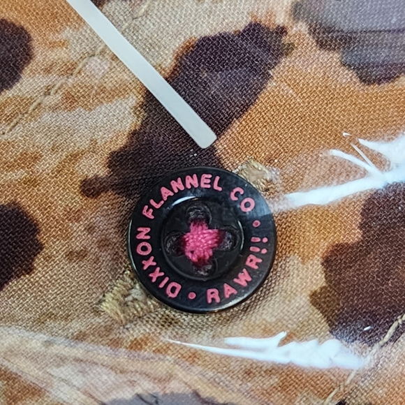 DIXXON Flannel - THE RICK Party Shirt - Short Sleeve - Women's 2X - Picture 8 of 13